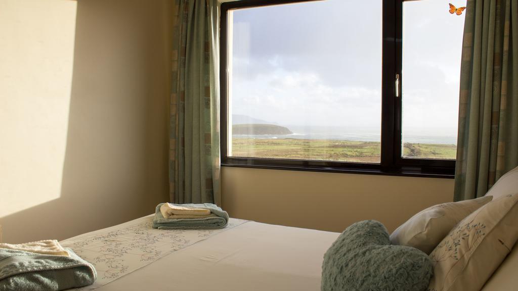 Atlantic Breeze Bed and Breakfast Keel  Kamer foto