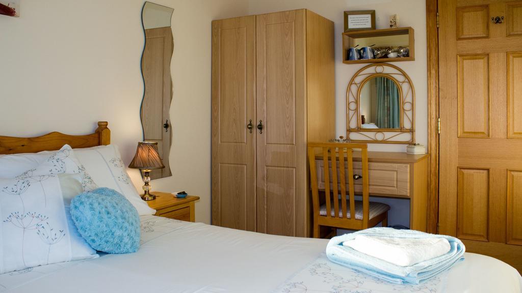 Atlantic Breeze Bed and Breakfast Keel  Kamer foto